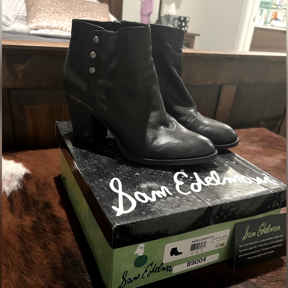Sam Edelman ankle bootie